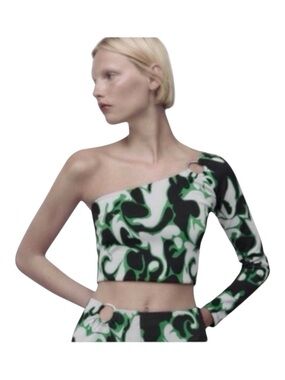 ZARA Asymmetrical One Shoulder Crop Top, Size L.